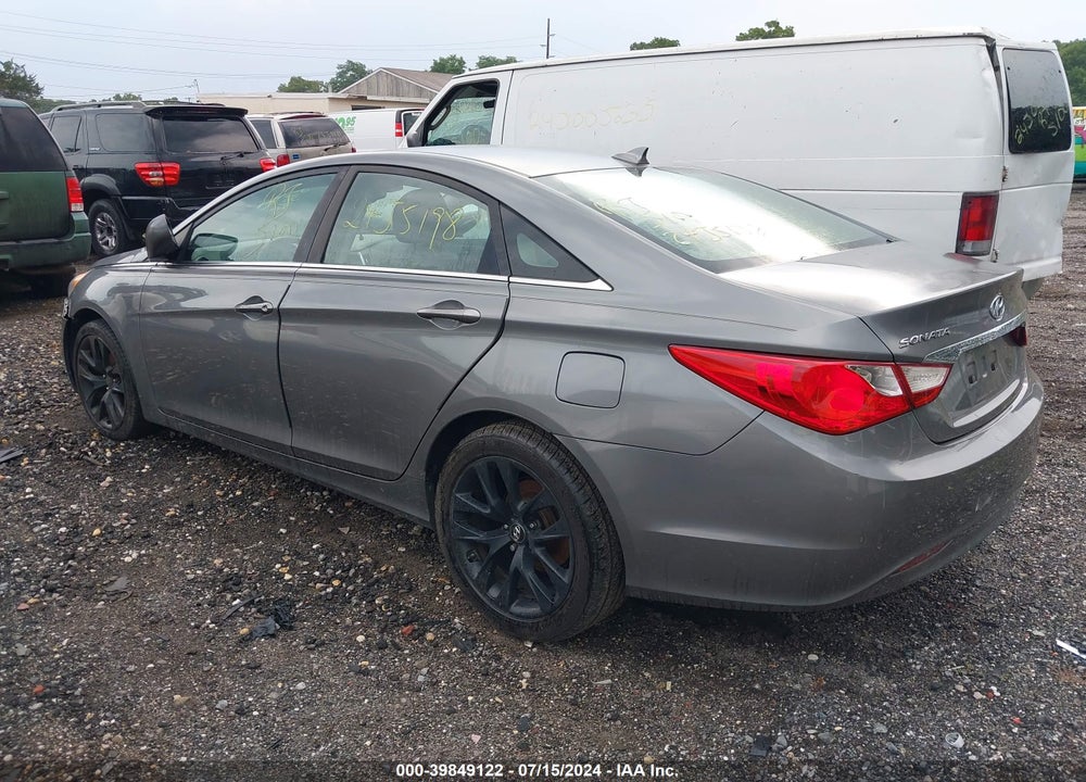 2013 HYUNDAI SONATA GLS VIN: 5NPEB4AC7DH803977