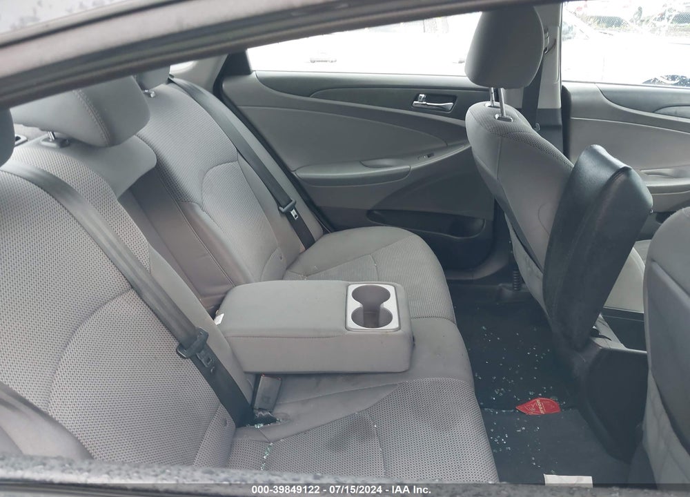 2013 HYUNDAI SONATA GLS VIN: 5NPEB4AC7DH803977
