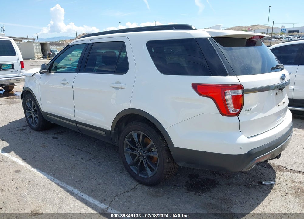 2017 FORD EXPLORER XLT VIN: 1FM5K7D82HGA11900