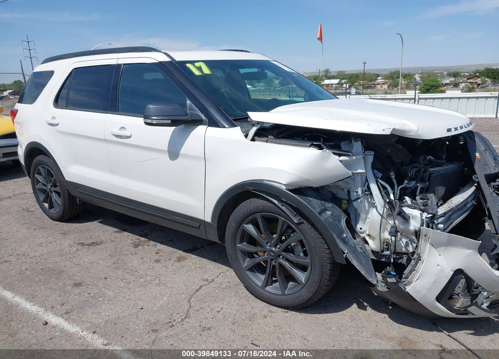 2017 FORD EXPLORER XLT VIN: 1FM5K7D82HGA11900