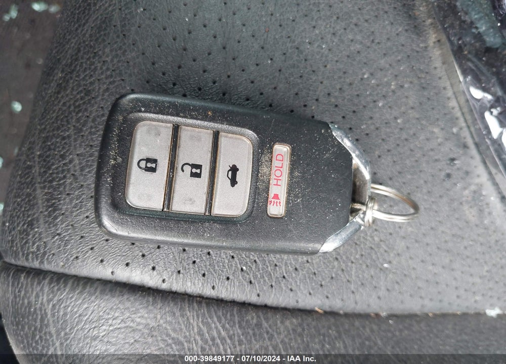 2013 HONDA ACCORD EX-L V-6 VIN: 1HGCT2B89DA001913