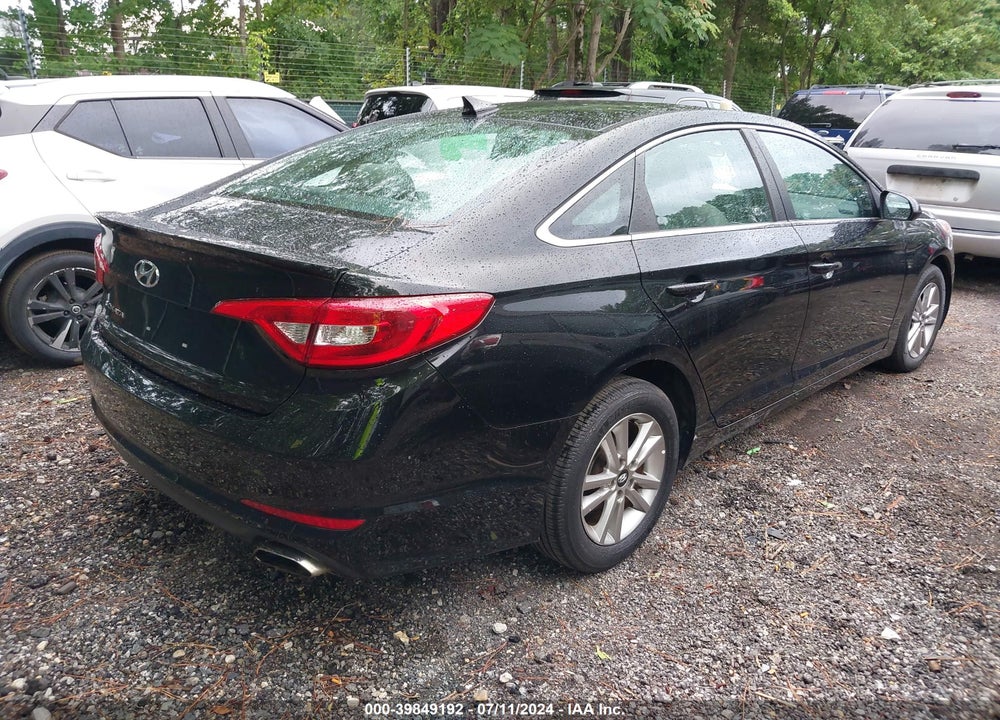 2016 HYUNDAI SONATA VIN: 5NPE24AF4GH407987