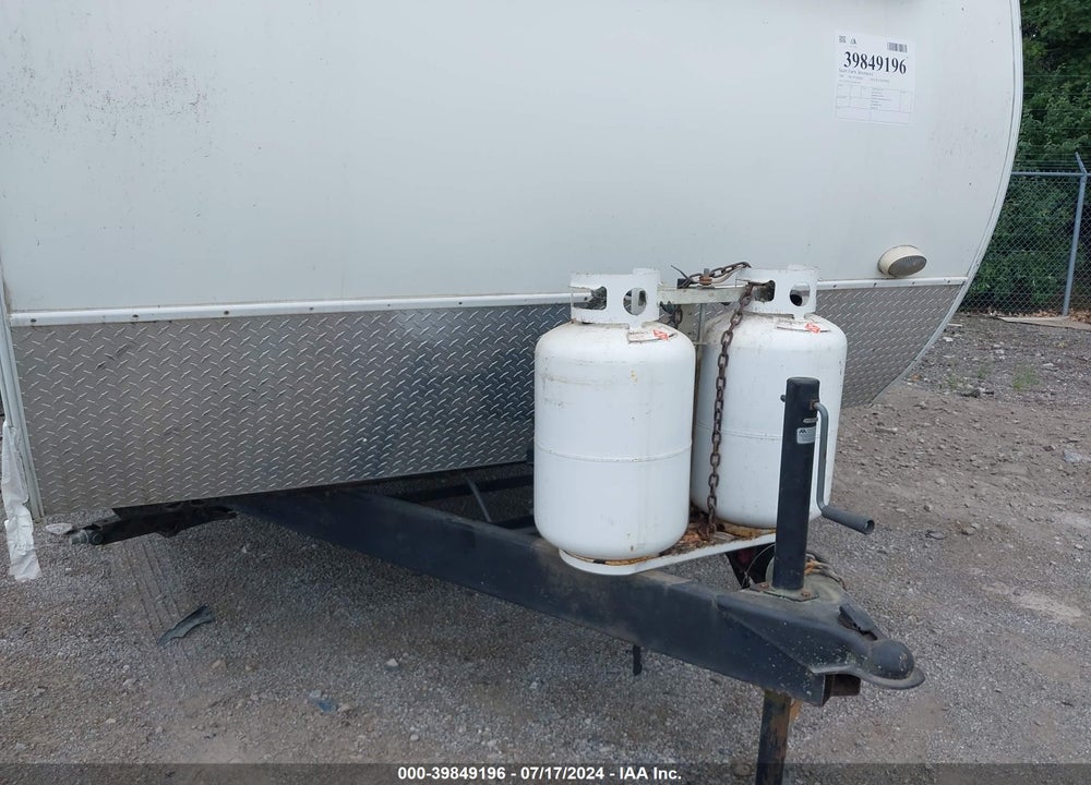 2005 DUTCHMEN DENALI 36FKDSL VIN: 47CTD1T2X5P610523