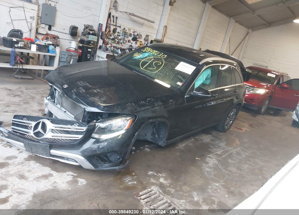 2019 MERCEDES-BENZ GLC 300 4MATIC VIN: WDC0G4KB8KV170558