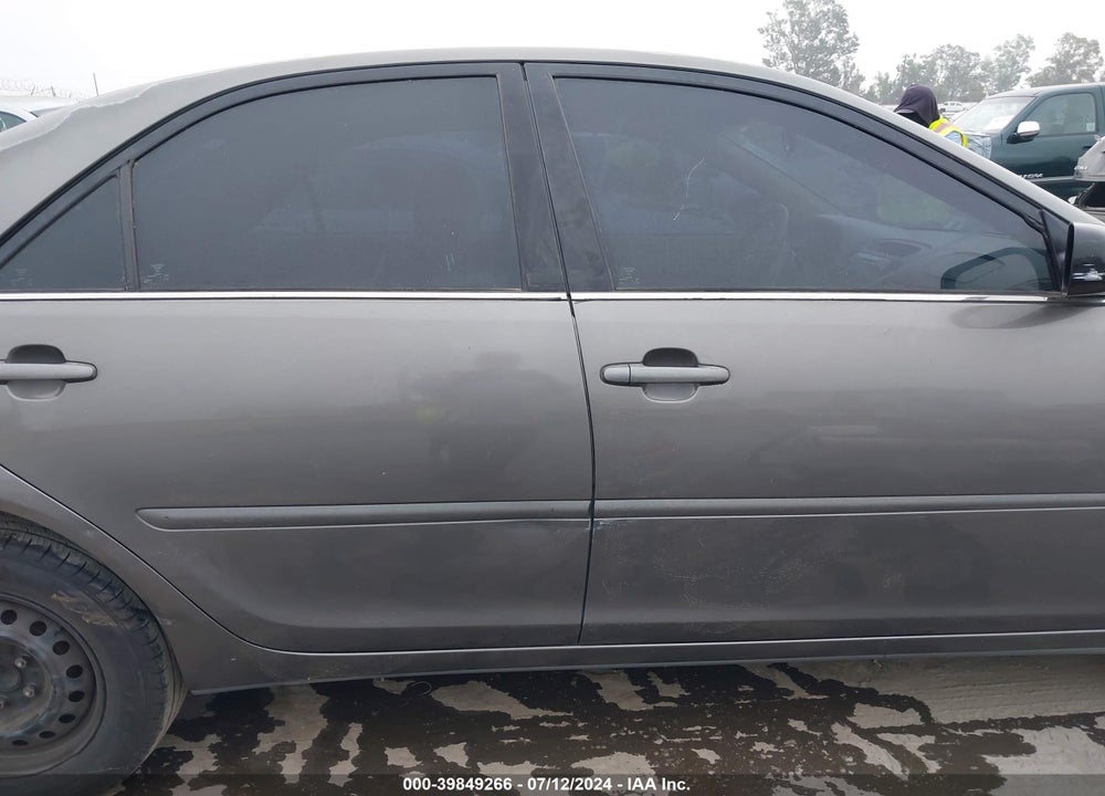 2005 TOYOTA CAMRY LE VIN: 4T1BE32K35U502183