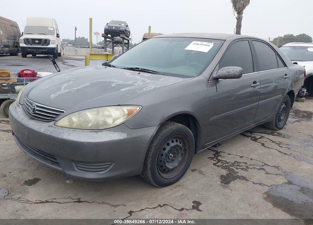 2005 TOYOTA CAMRY LE VIN: 4T1BE32K35U502183