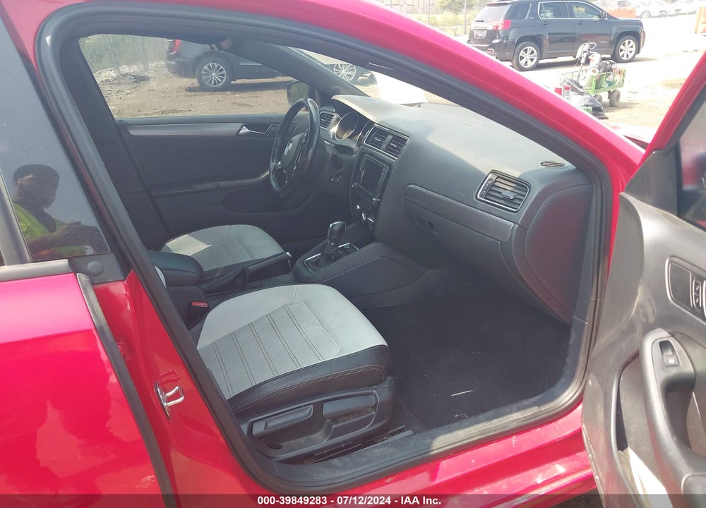 2016 VOLKSWAGEN JETTA 1.8T SPORT VIN: 3VWD17AJ5GM287970