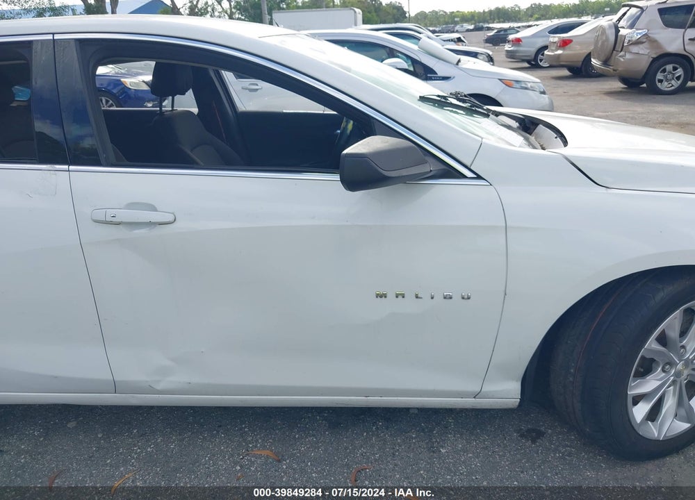 2019 CHEVROLET MALIBU LT VIN: 1G1ZD5ST2KF168943