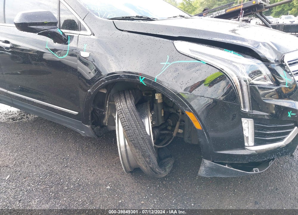 2019 CADILLAC XT5 VIN: 1GYKNDRS1KZ260258
