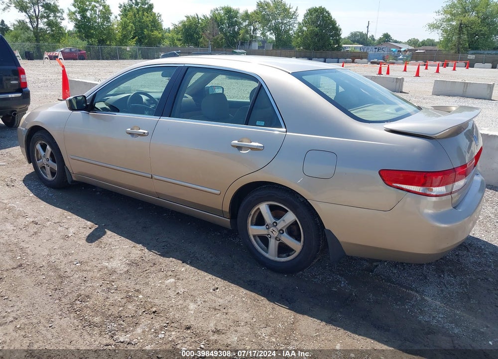 2003 HONDA ACCORD 2.4 EX VIN: JHMCM56663C063941