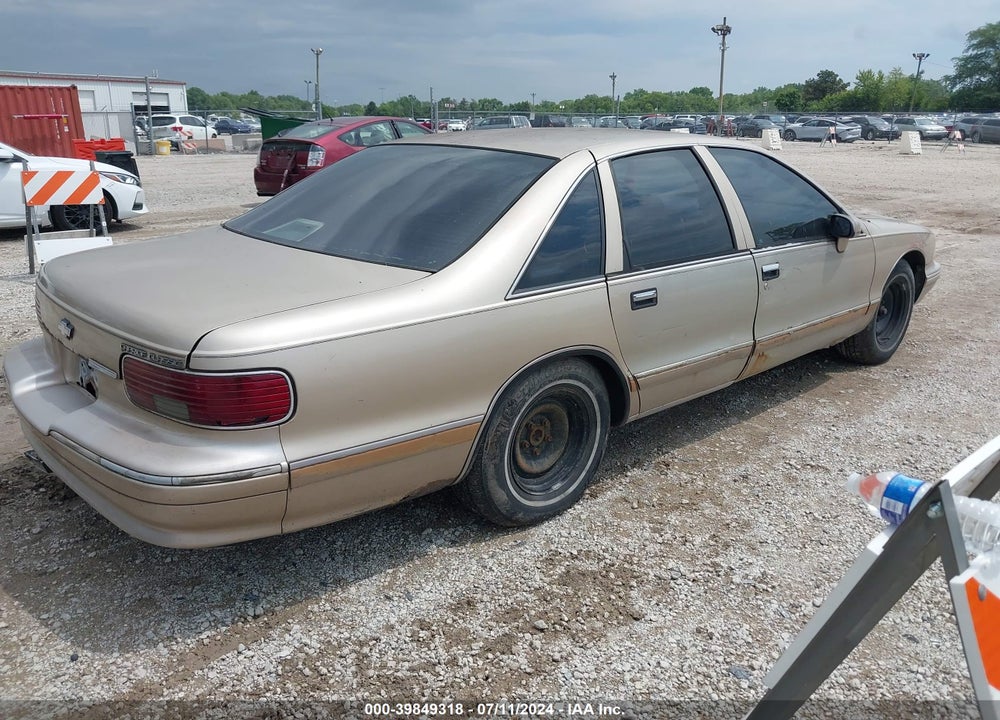 1994 CHEVROLET CAPRICE CLASSIC VIN: 1G1BL52W4RR122120