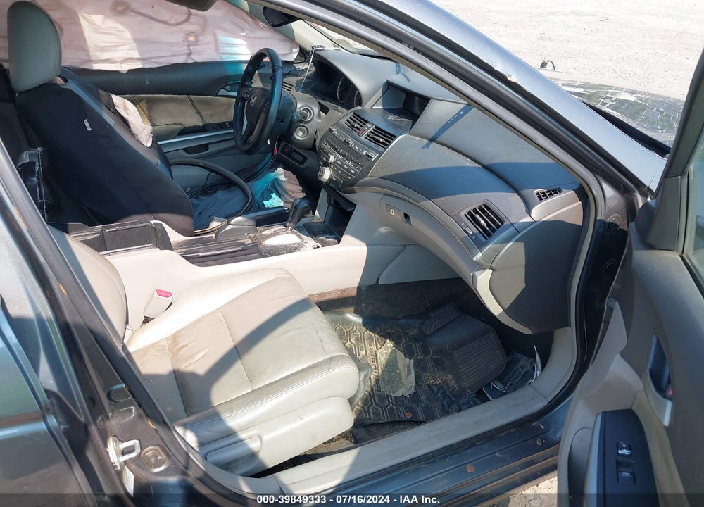 2008 HONDA ACCORD VIN: 1HGCP26878A008377