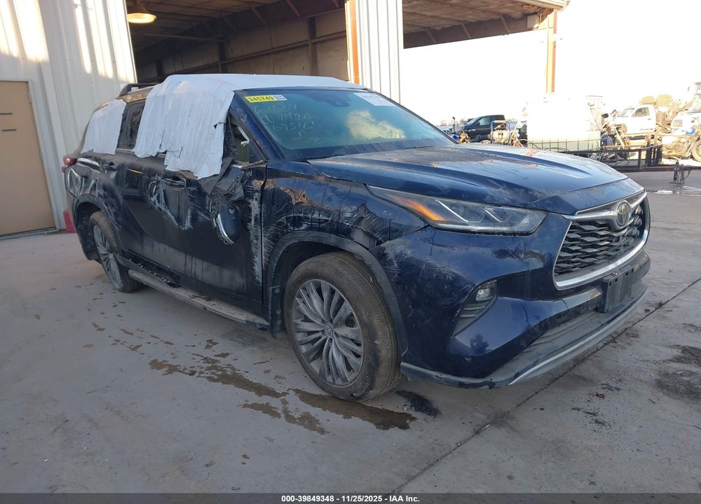 2021 TOYOTA HIGHLANDER PLATINUM VIN: 5TDFZRAH6MS075121