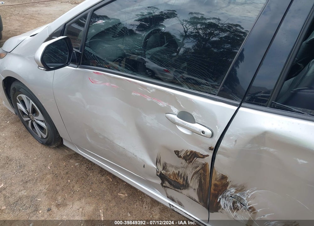 2018 TOYOTA PRIUS PRIME PREMIUM VIN: JTDKARFP1J3075501