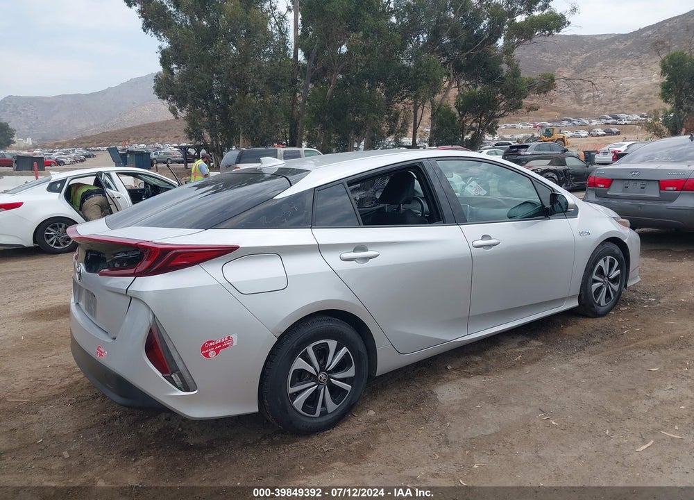 2018 TOYOTA PRIUS PRIME PREMIUM VIN: JTDKARFP1J3075501