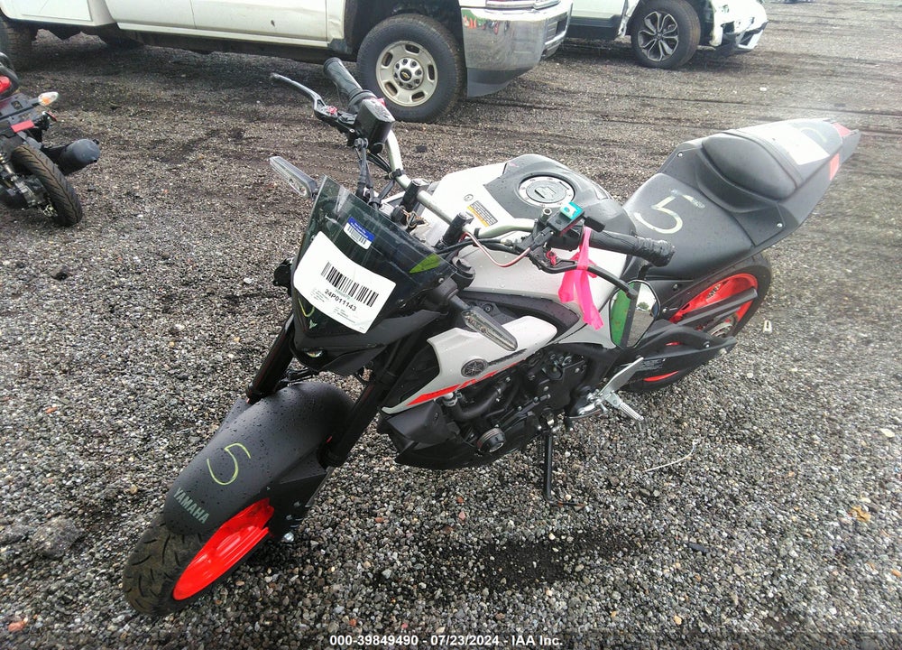 2020 YAMAHA MT-03 VIN: MH3RH20Y4LK002913