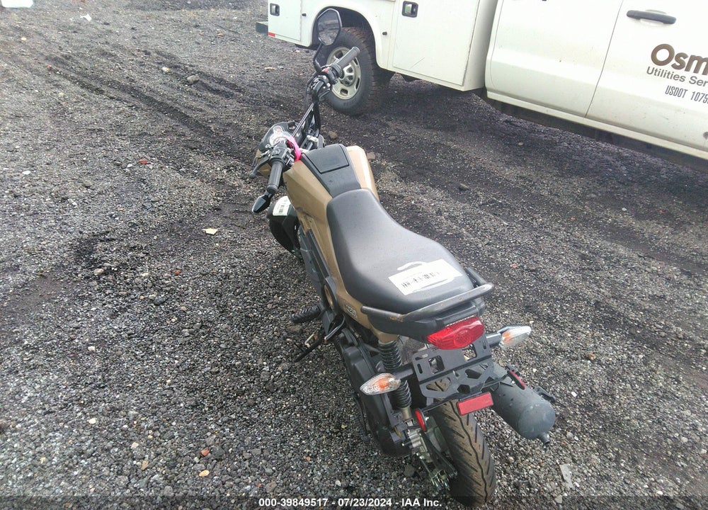 2022 HONDA NVA110 B VIN: 3H1JK0700ND010371
