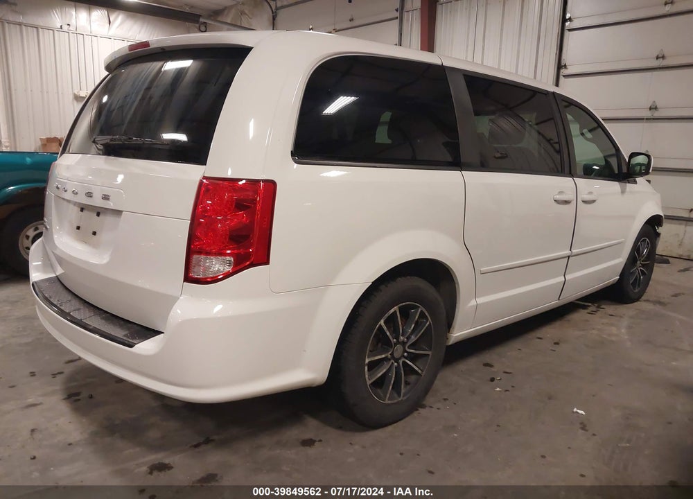 2015 DODGE GRAND CARAVAN SXT VIN: 2C4RDGCG8FR569576