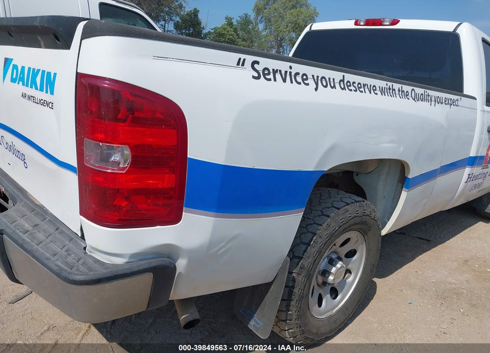 2011 CHEVROLET SILVERADO 1500 WORK TRUCK VIN: 1GCNCPEX2BZ210674