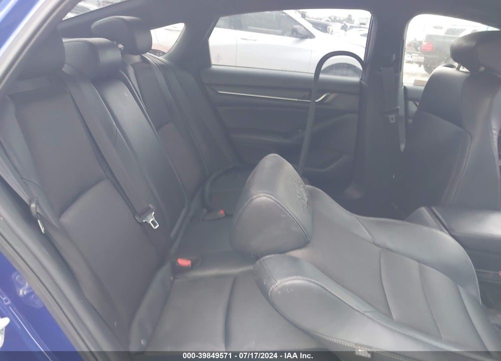 2018 HONDA ACCORD SPORT VIN: 1HGCV1F3XJA151723