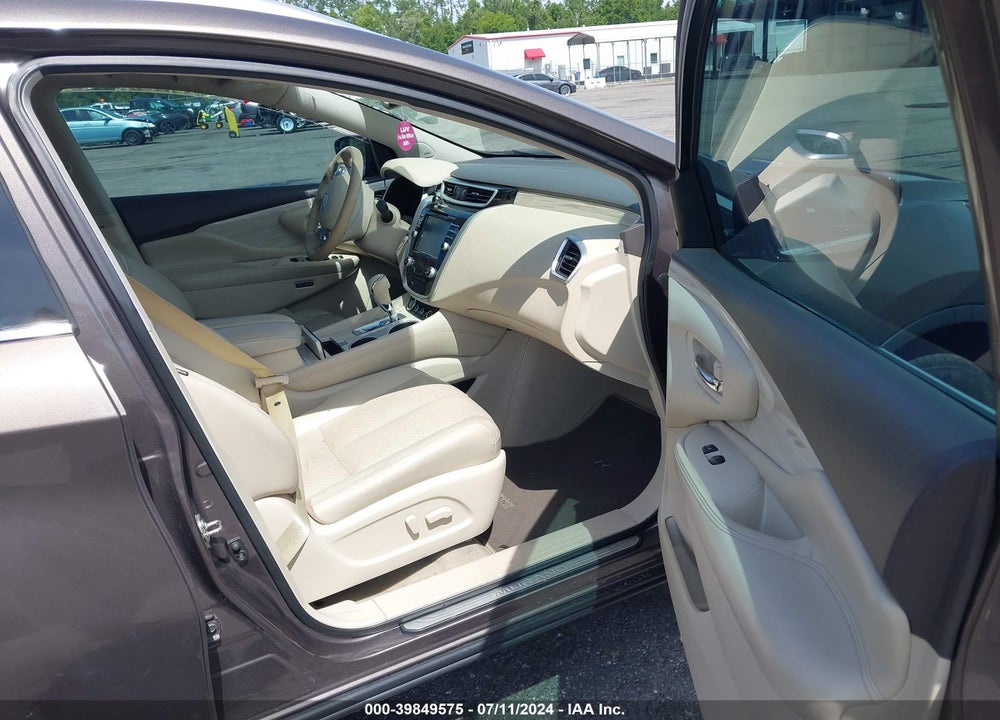 2015 NISSAN MURANO PLATINUM VIN: 5N1AZ2MG1FN264316