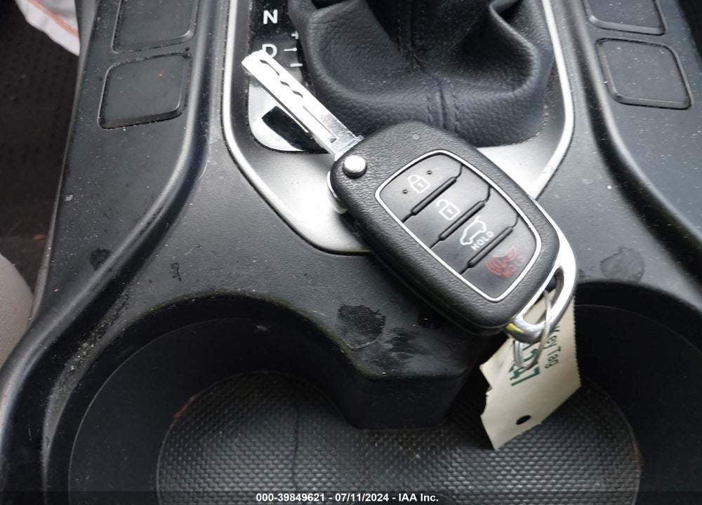 2018 HYUNDAI SANTA FE SPORT VIN: 5XYZT3LB7JG538347