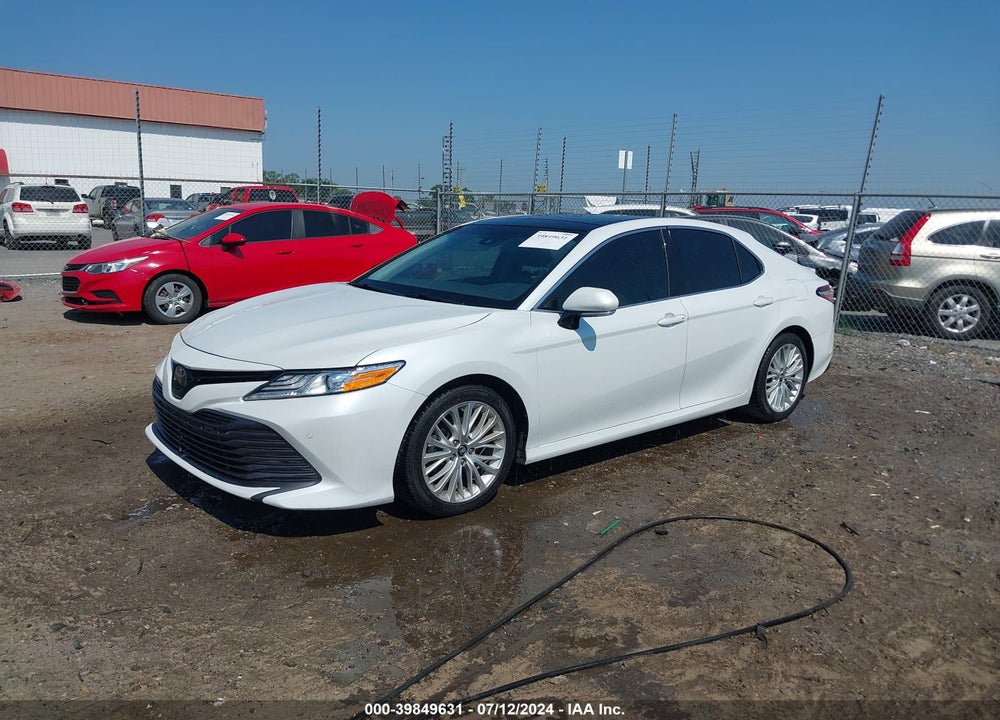 2018 TOYOTA CAMRY XLE VIN: 4T1B11HKXJU159308