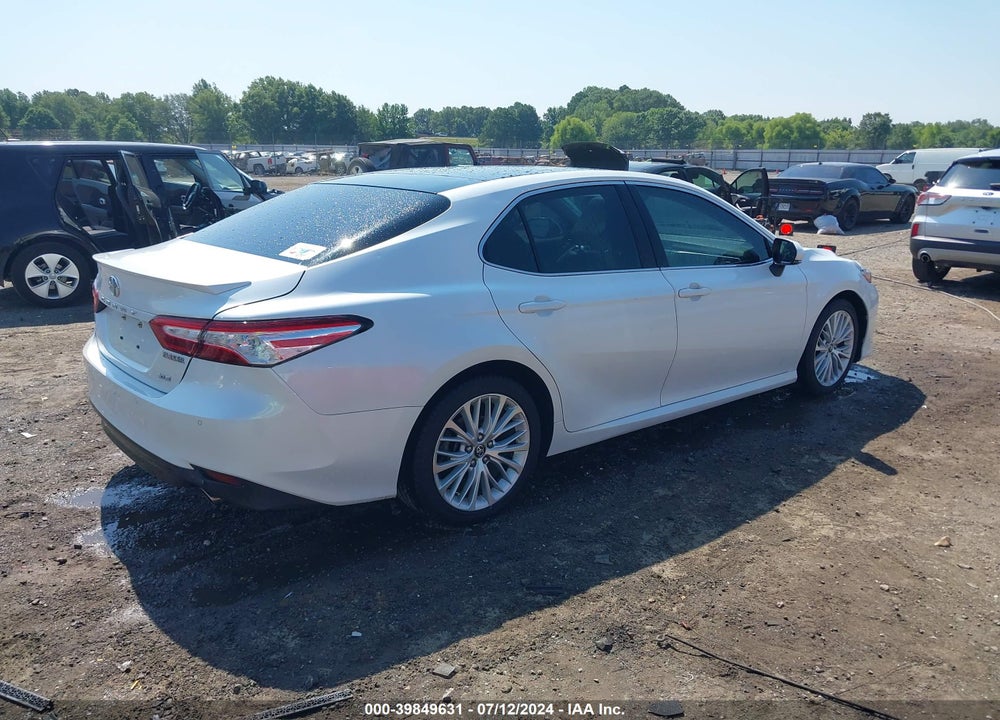 2018 TOYOTA CAMRY XLE VIN: 4T1B11HKXJU159308