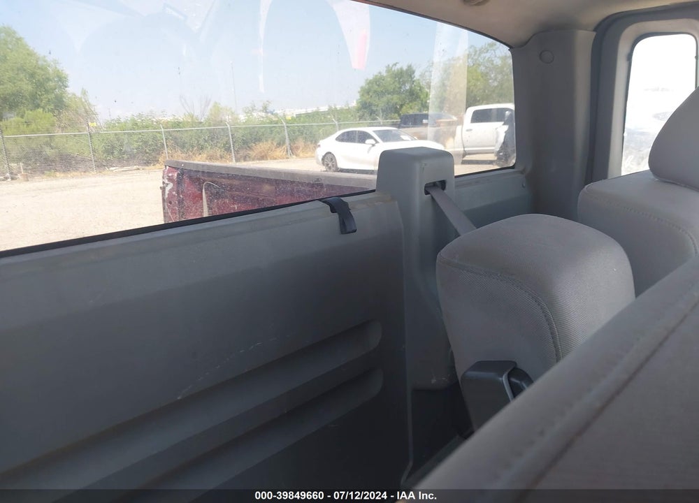 2006 FORD F-150 STX/XL/XLT VIN: 1FTRF12256NB50921