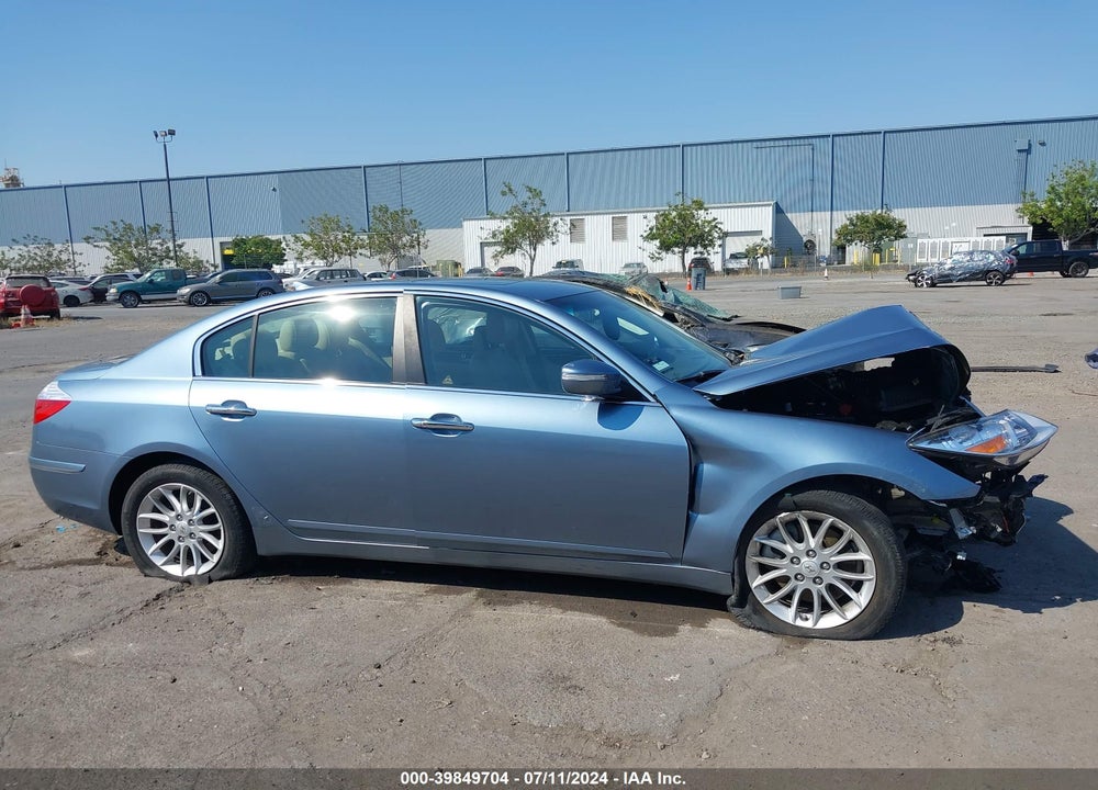 2009 HYUNDAI GENESIS 3.8 VIN: KMHGC46E39U018137