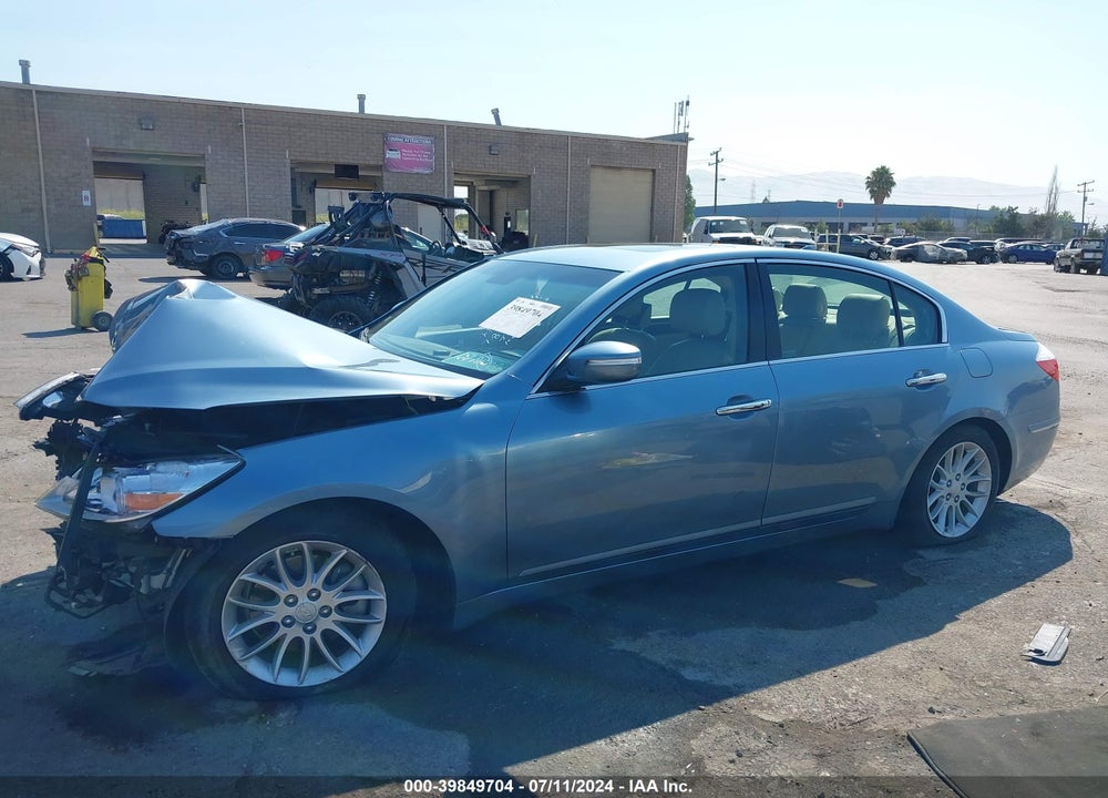 2009 HYUNDAI GENESIS 3.8 VIN: KMHGC46E39U018137