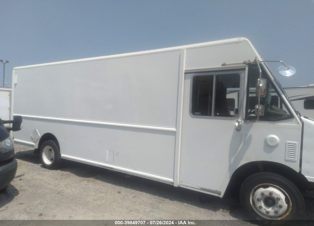 2013 FREIGHTLINER CHASSIS M LINE WALK-IN VAN VIN: 4UZAAPDU0DCFB2489