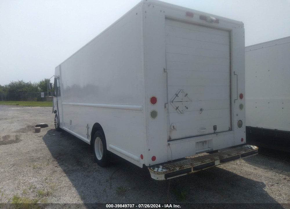 2013 FREIGHTLINER CHASSIS M LINE WALK-IN VAN VIN: 4UZAAPDU0DCFB2489