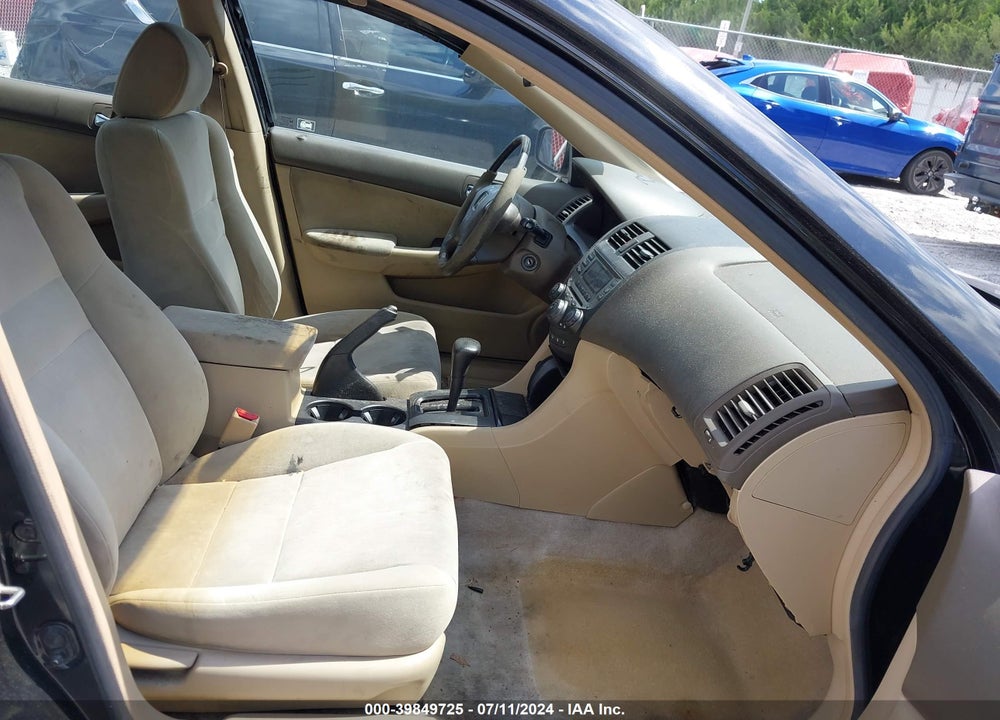 2003 HONDA ACCORD 2.4 LX VIN: 1HGCM56353A015786