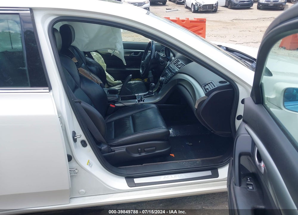 2010 ACURA TL 3.7 VIN: 19UUA9F57AA008213
