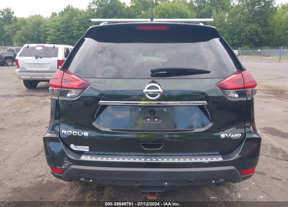 2018 NISSAN ROGUE SV VIN: 5N1AT2MV6JC831396