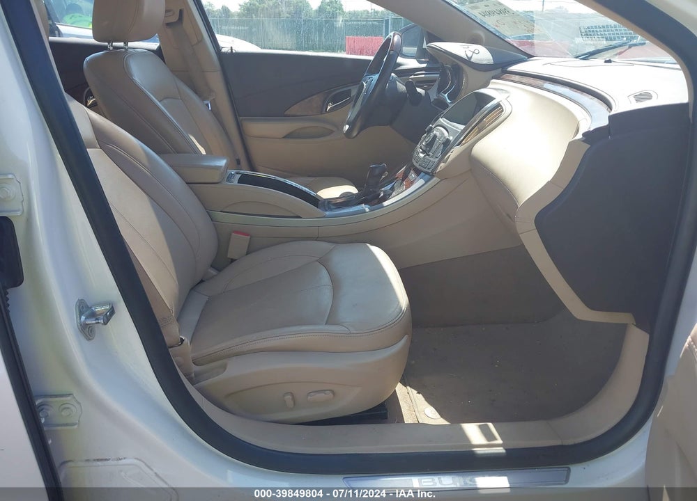 2010 BUICK LACROSSE CXS VIN: 1G4GE5GV1AF176046