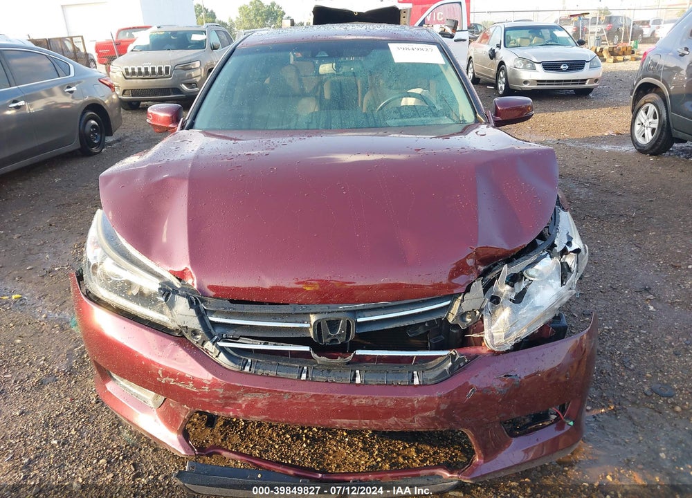 2013 HONDA ACCORD VIN: 1HGCR2F82DA272675