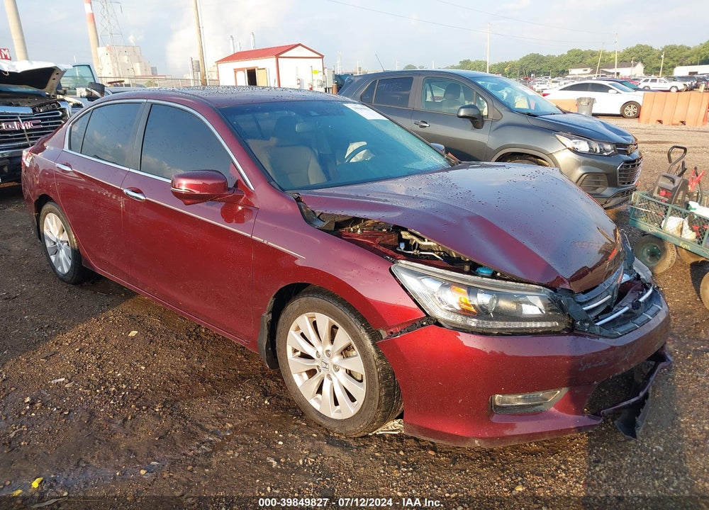 2013 HONDA ACCORD VIN: 1HGCR2F82DA272675