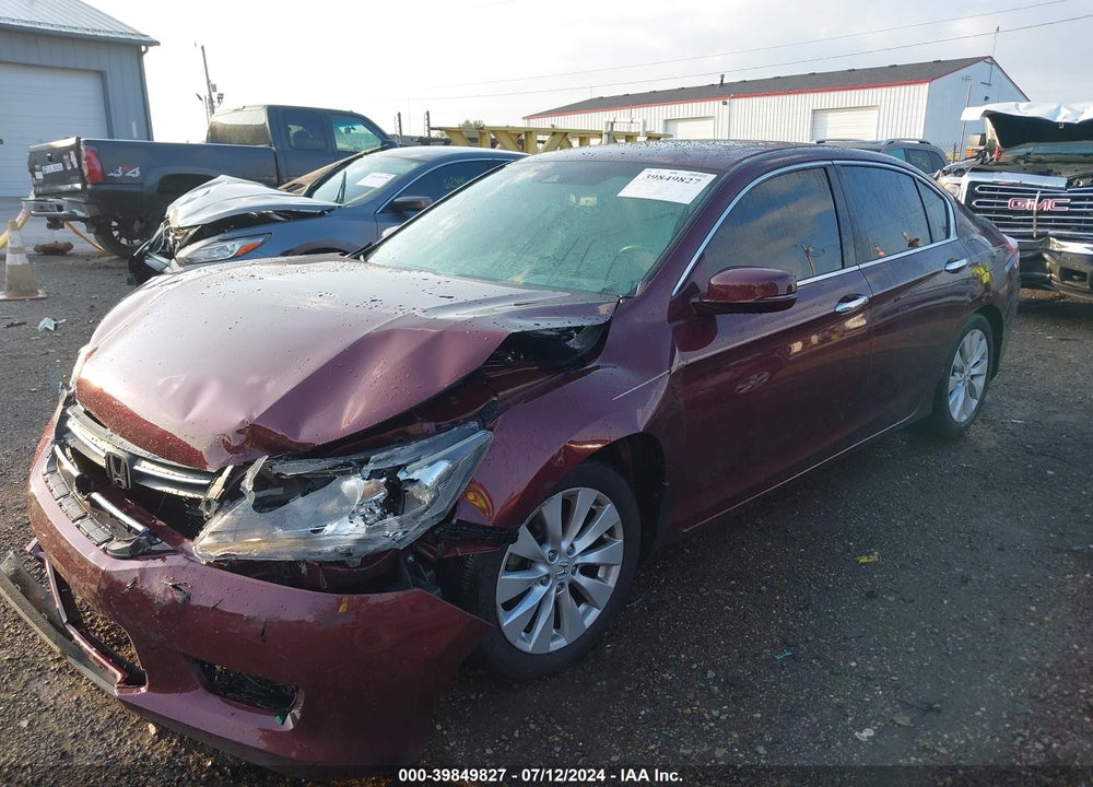 2013 HONDA ACCORD VIN: 1HGCR2F82DA272675