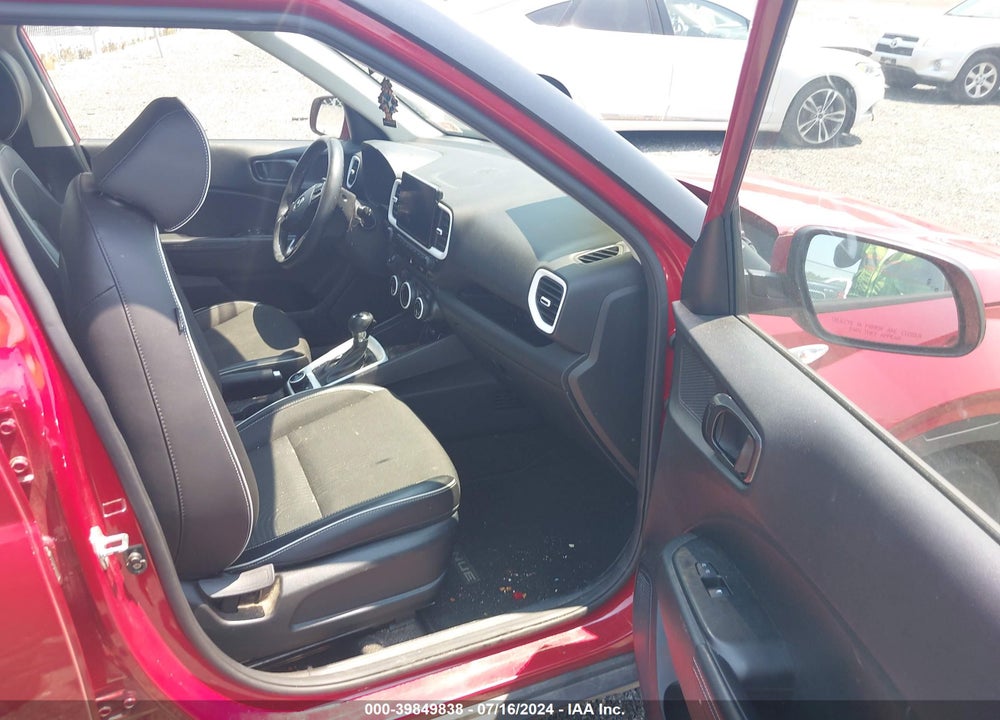 2022 HYUNDAI VENUE LIMITED VIN: KMHRC8A33NU171486