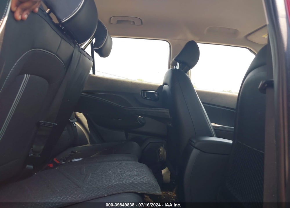 2022 HYUNDAI VENUE LIMITED VIN: KMHRC8A33NU171486
