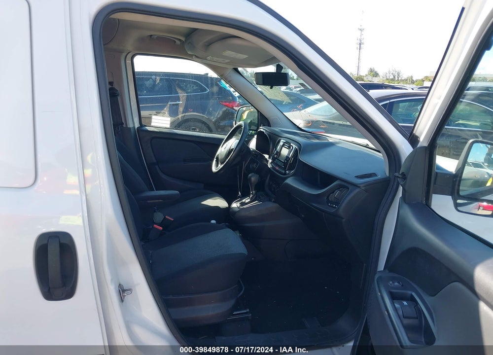 2017 RAM PROMASTER CITY TRADESMAN VIN: ZFBERFAB9H6E38108