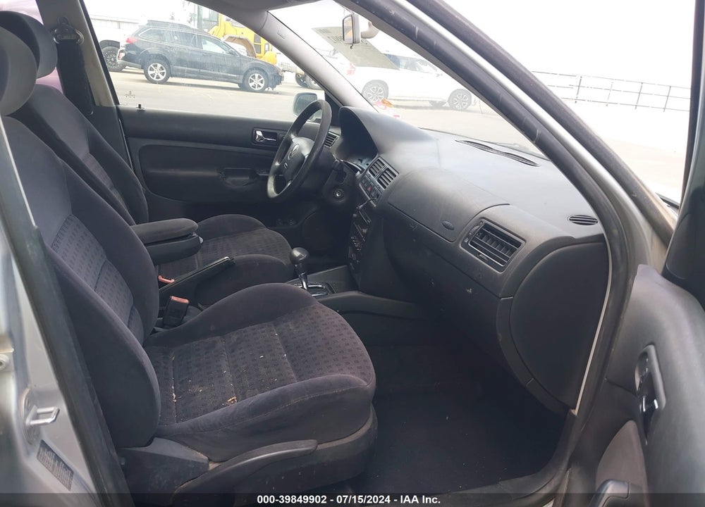 2002 VOLKSWAGEN JETTA GLS TDI VIN: 3VWSP69M92M076021