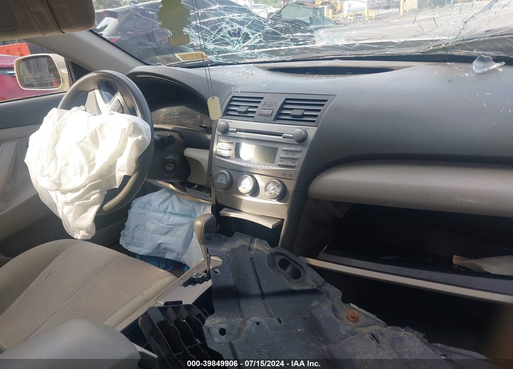2010 TOYOTA CAMRY LE VIN: 4T1BF3EK0AU033752