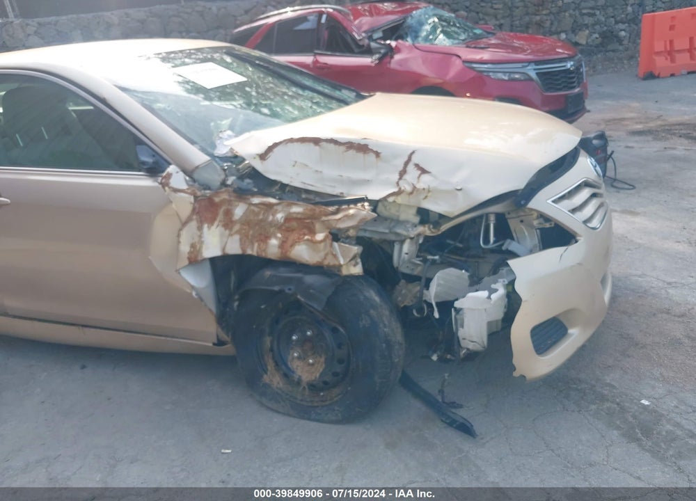 2010 TOYOTA CAMRY LE VIN: 4T1BF3EK0AU033752