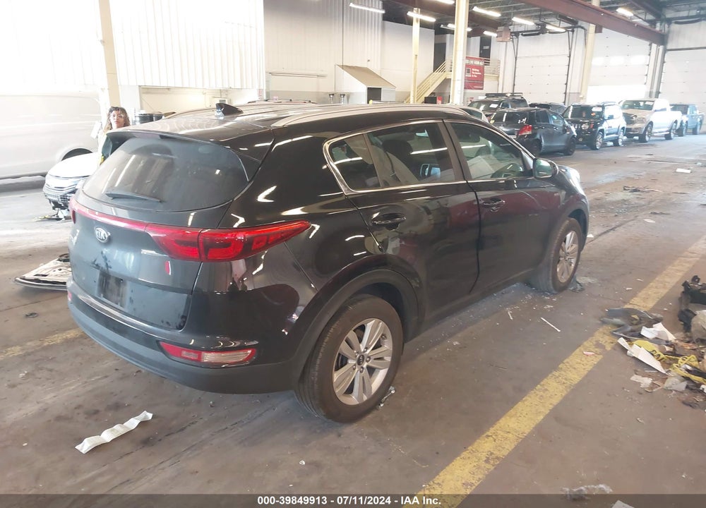 2019 KIA SPORTAGE LX VIN: KNDPMCAC1K7596257