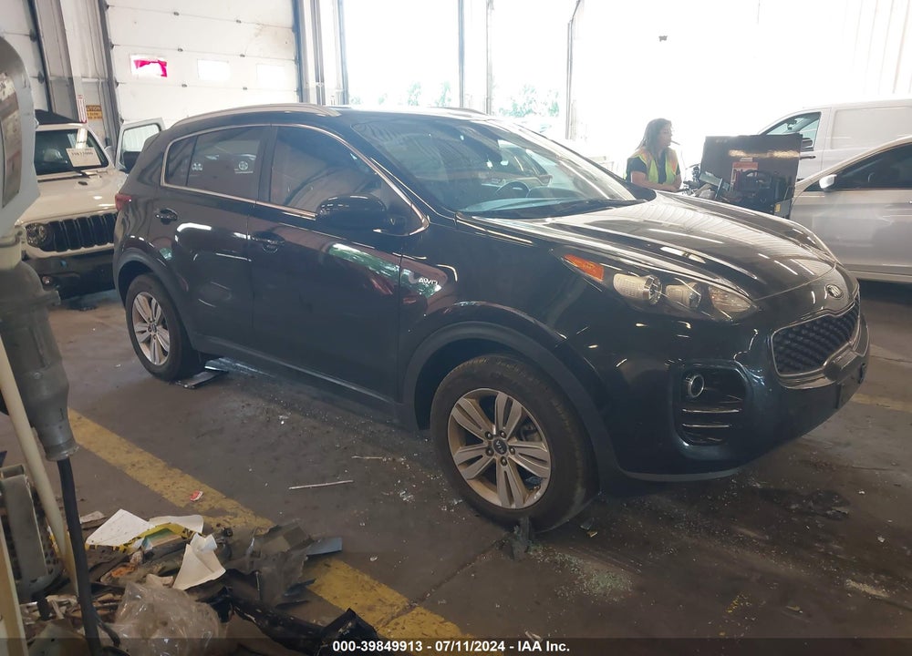 2019 KIA SPORTAGE LX VIN: KNDPMCAC1K7596257