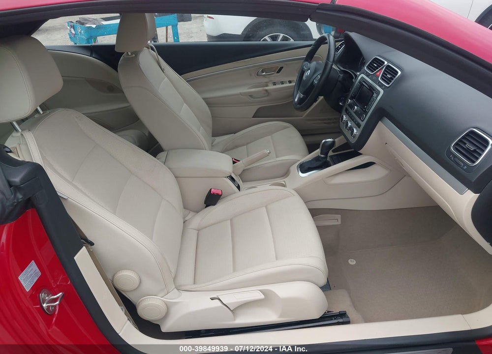 2014 VOLKSWAGEN EOS KOMFORT VIN: WVWBW8AH0EV005736