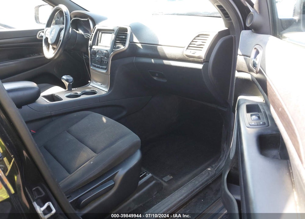 2014 JEEP GRAND CHEROKEE LAREDO VIN: 1C4RJFAG8EC198979